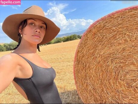 Luciane Buchanan star exclusive archive