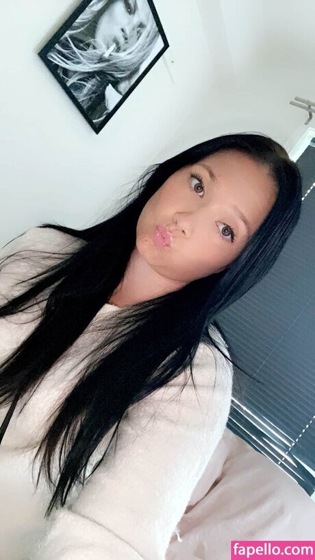 Alexandra Hetland Johnsen modèle sympa galerie