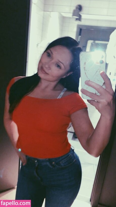 Alexandra Hetland Johnsen actrice chaude image