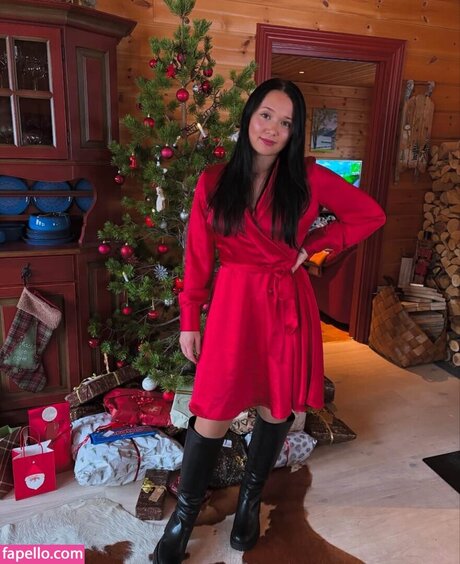 Alexandra Hetland Johnsen modèle porno photos