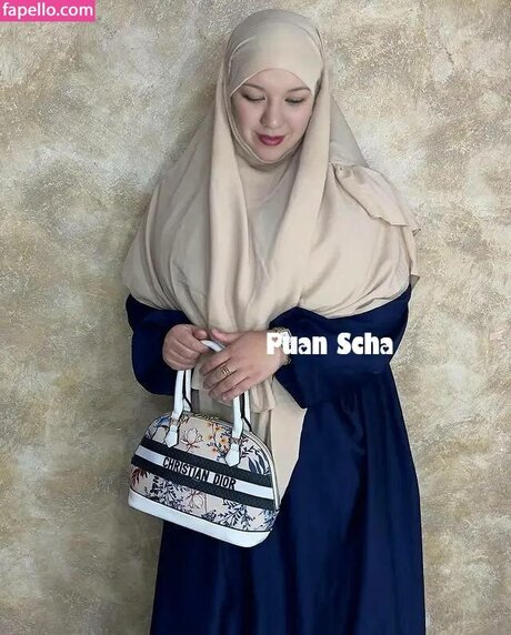 Eris Chaos modèle chaud galerie