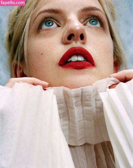 Elisabeth Moss actrice de sexe des photos