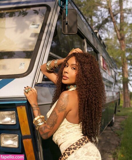 Giovanna Jacobina modèle hd photo