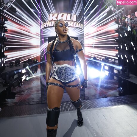 Kali Armstrong WWE actrice érotique galerie