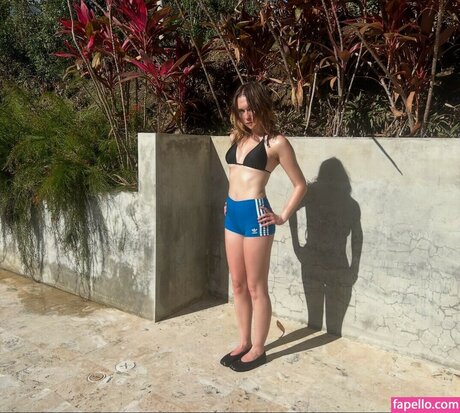 Veronika Slowikowska haut modèle galerie