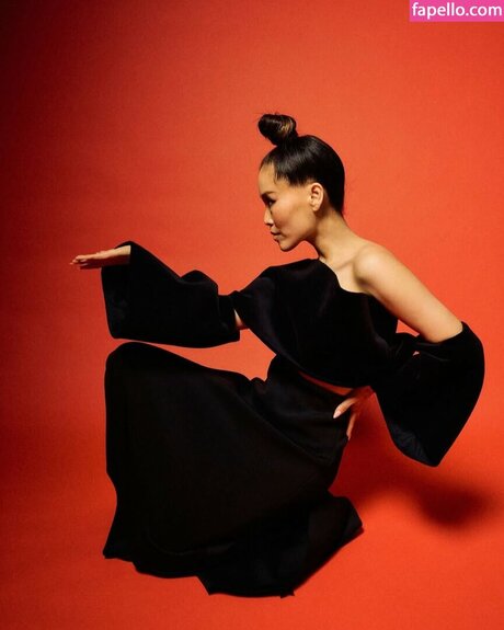 Alicia Hannah Kim star du porno sexy img