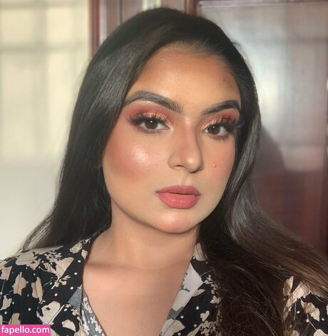 Jasneet Kaur jolie star du porno galeries