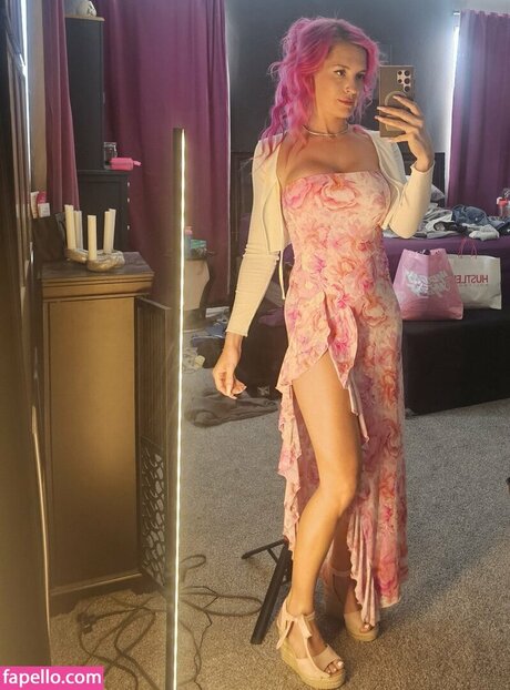 Sammysweetly modèle xxx photo