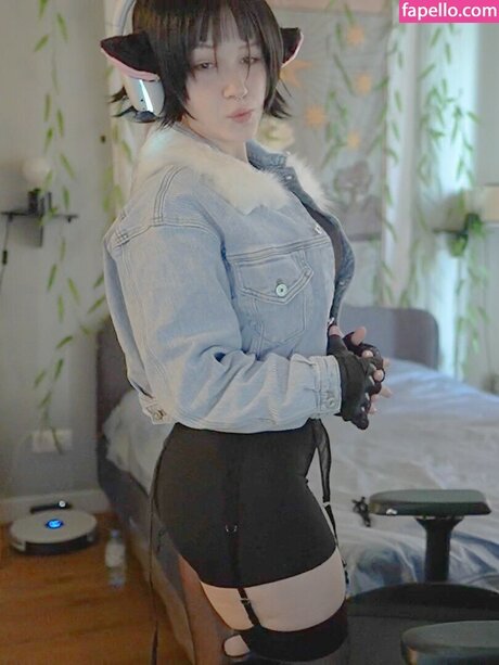 fellation asiatique onlyfans haut érotique galeries