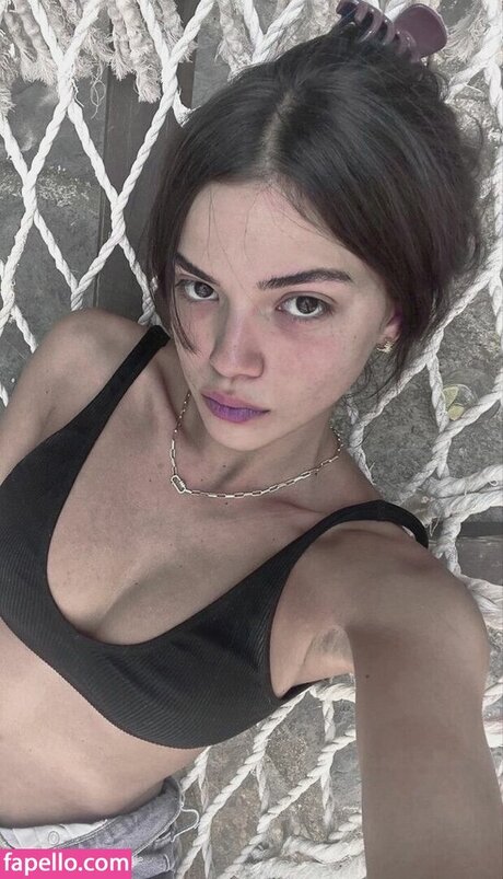 Eyl l Kandemir actrice porno photo