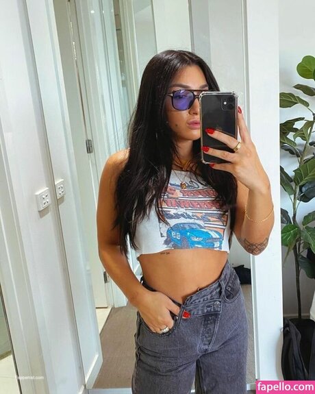 Ella Ding étoile sympa galeries