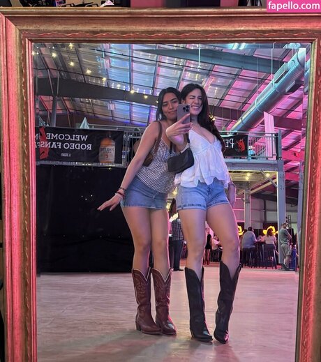 Lucila Erickson star du porno érotique img