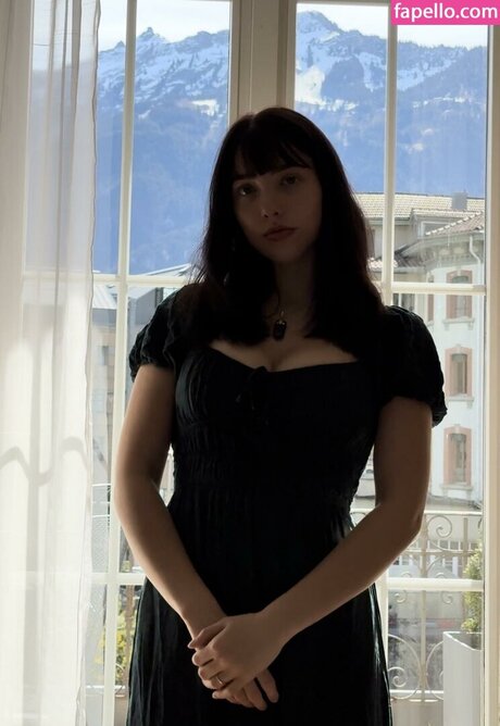 Meowcrobe modèle xxx galerie