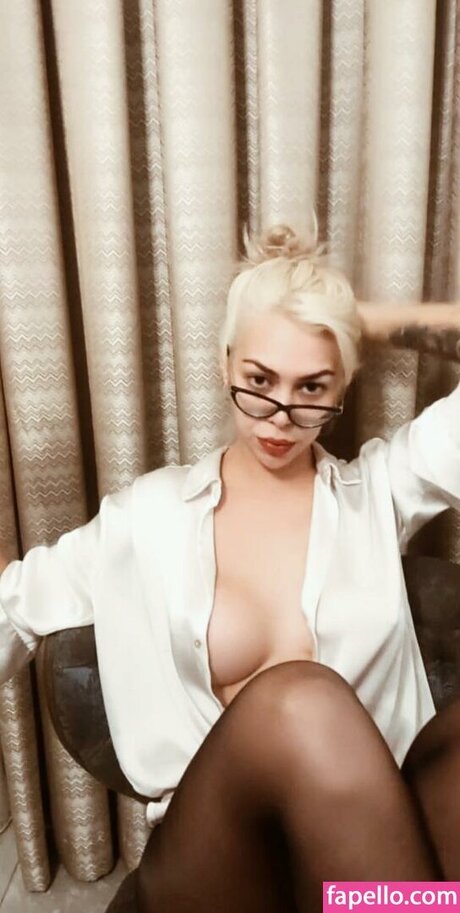 Seydanur Tunc modèle sympa photos