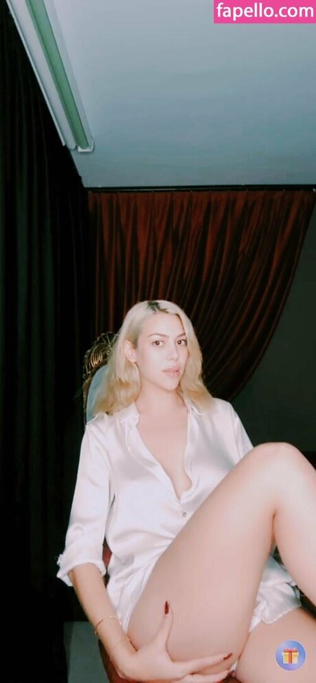 Seydanur Tunc star pornographique des photos