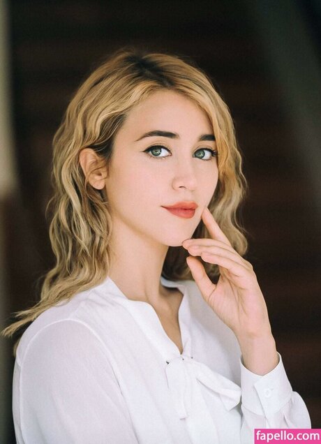 déshabillage onlyfans art xxx archive