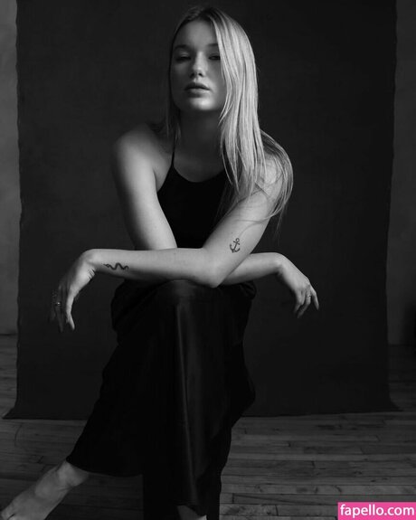 West Duchovny star du porno belle des photos