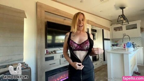 gros seins branlette espagnole onlyfans haute définition érotique collection