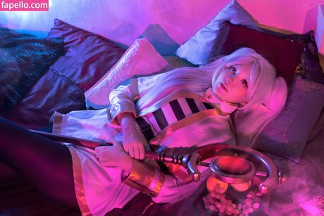 Elena Kyalviyainen modèle sympa archive