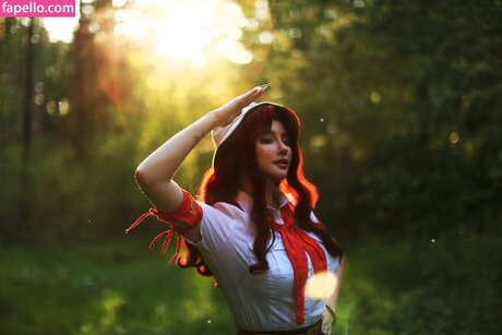 Elena Kyalviyainen haut de star du porno des photos