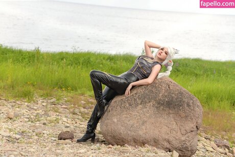 Elena Kyalviyainen star du porno belle images