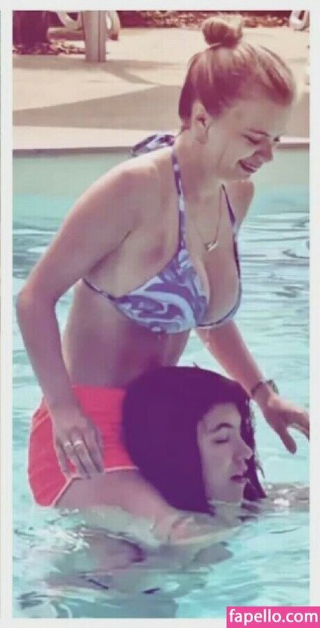 chaton potelé uniquementfans belle érotique images