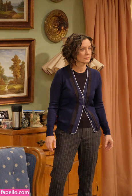 Sara Gilbert star du porno érotique photos