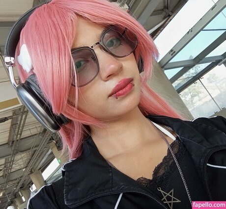 KiittyGang haut modèle images