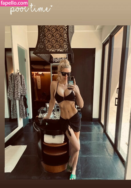 Jessa Hinton modèle magnifique collection