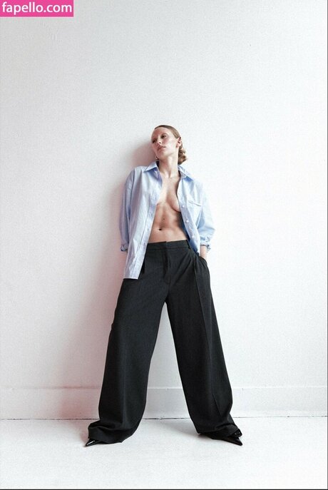 Emma Nielsen actrice artistique des photos