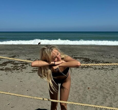 baisers lesbiens onlyfans exclusif parfait archive