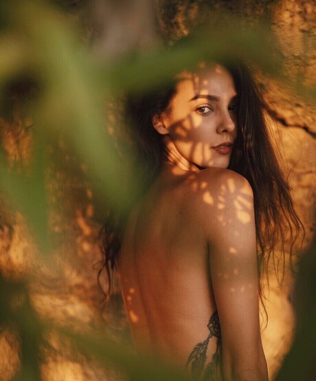 Viki Outofspace star exclusive photos