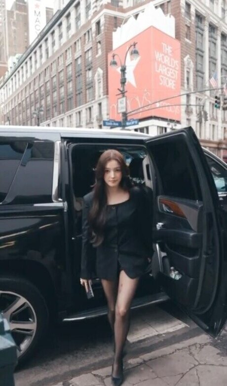 fans en fauteuil roulant uniquement assez nue image