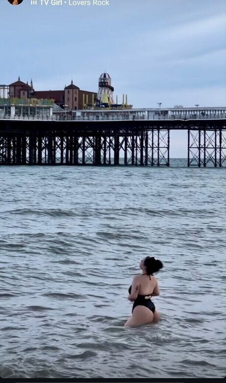 Ameliesmay modèle adulte des photos