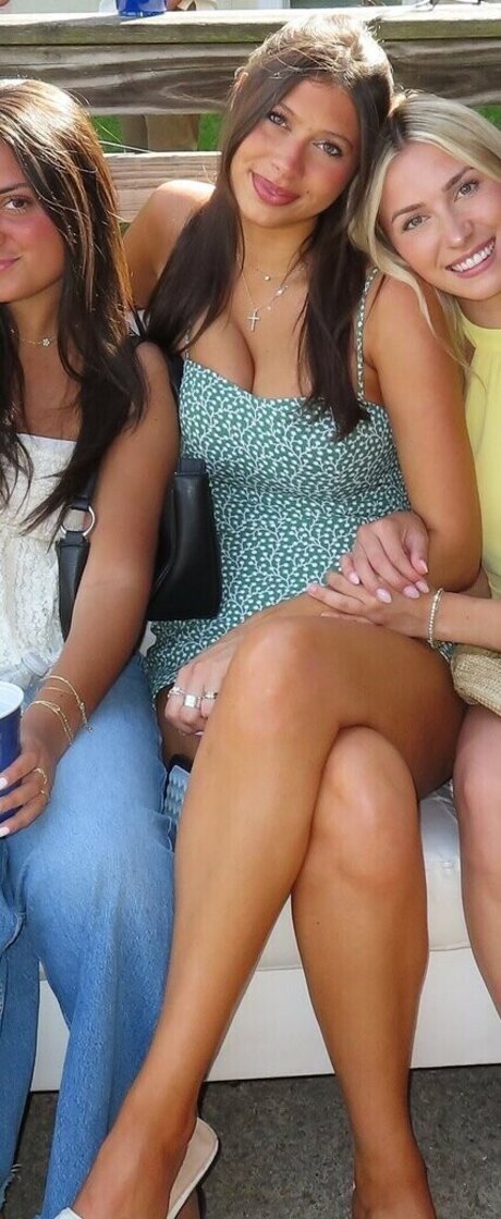 Nicolena Schoonmaker Nicolenaschoonmaker actrice chaude galeries