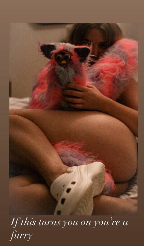 Rebecca Lucy Taylor étoile magnifique img