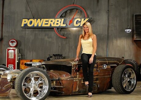 Courtneyhansen actrice érotique images