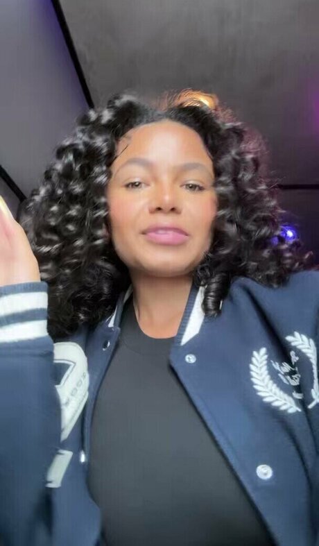 milf masturbation onlyfans gratuit meilleur img