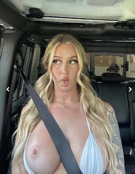 Lizzhughesss modèle porno galerie