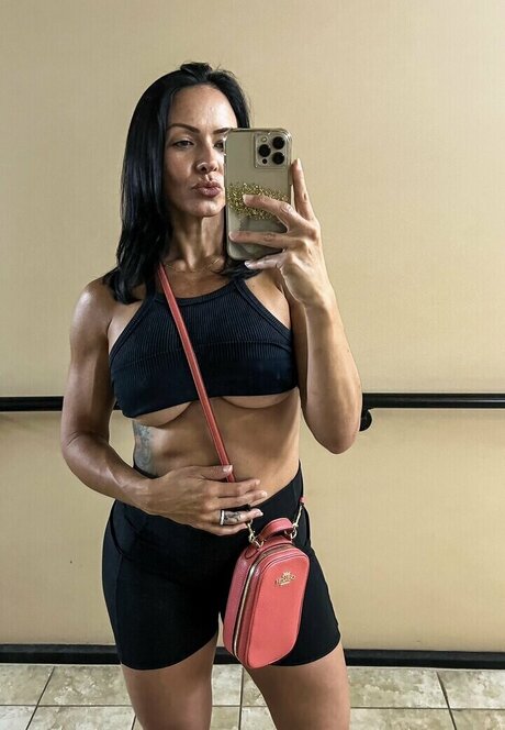 Ashley Egerton xxx étoile des photos