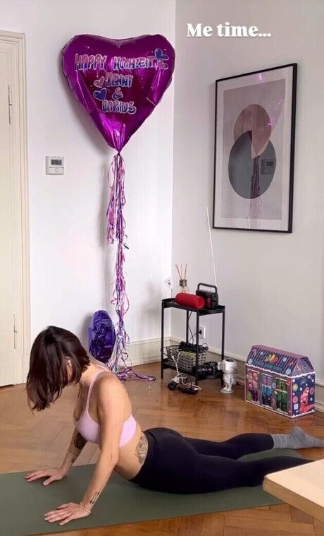 Jennifer Lange modèle sympa images