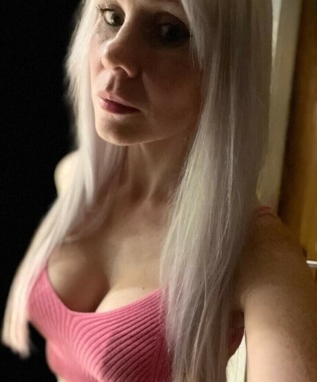 mamie milf onlyfans nus sexy img