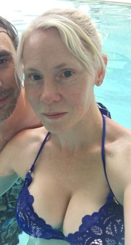 pawg épais uniquementfans nu en haute qualité collection