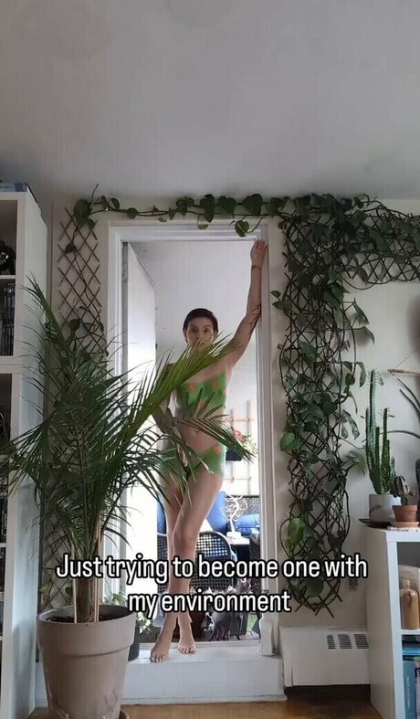 September Addamz étoile sexy galerie