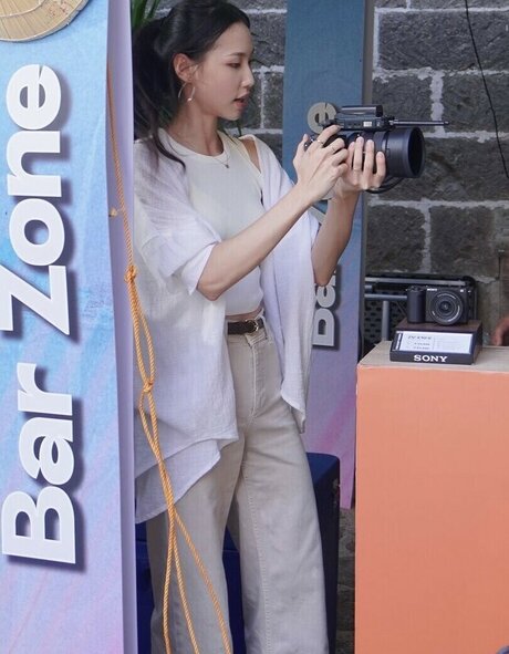 jennypetersonnn actrice archive