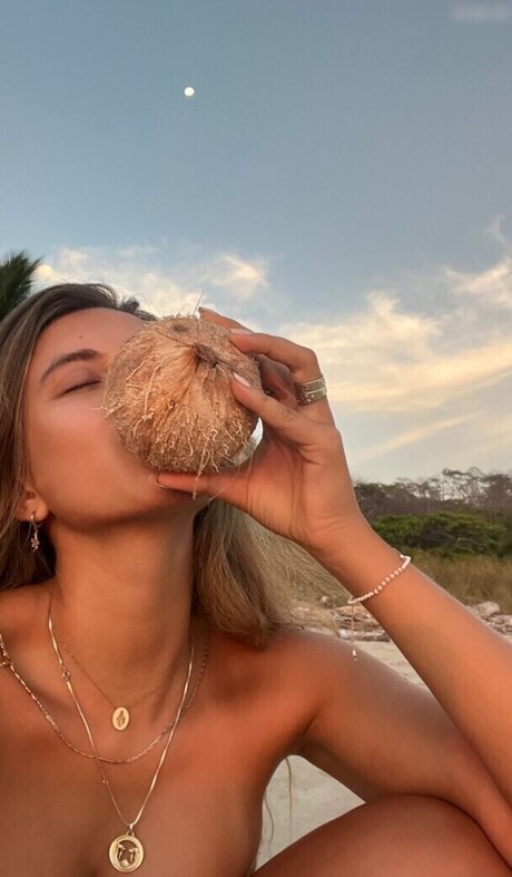 sexe en bikini uniquementfans haute qualité sympa img