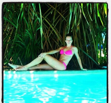 See Jane Go TV modèle sympa photo