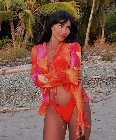 Sara Hesri modèle de sexe galerie