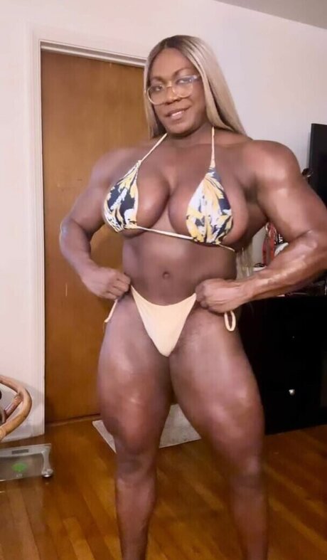 Carla Bradley étoile sexy collection