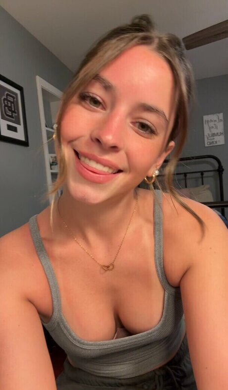 Hanna Loewke étoile nue galeries